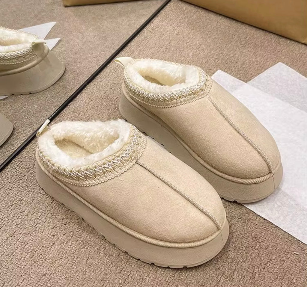 Women's Warm Fleece-Lined Winter Slippers – Thick Sole, Slip-On Snow Shoes