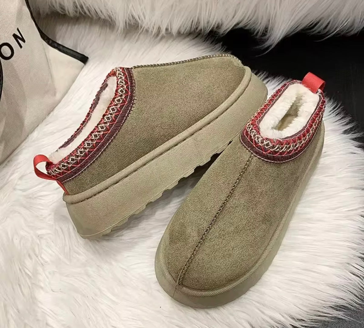 Women's Warm Fleece-Lined Winter Slippers – Thick Sole, Slip-On Snow Shoes