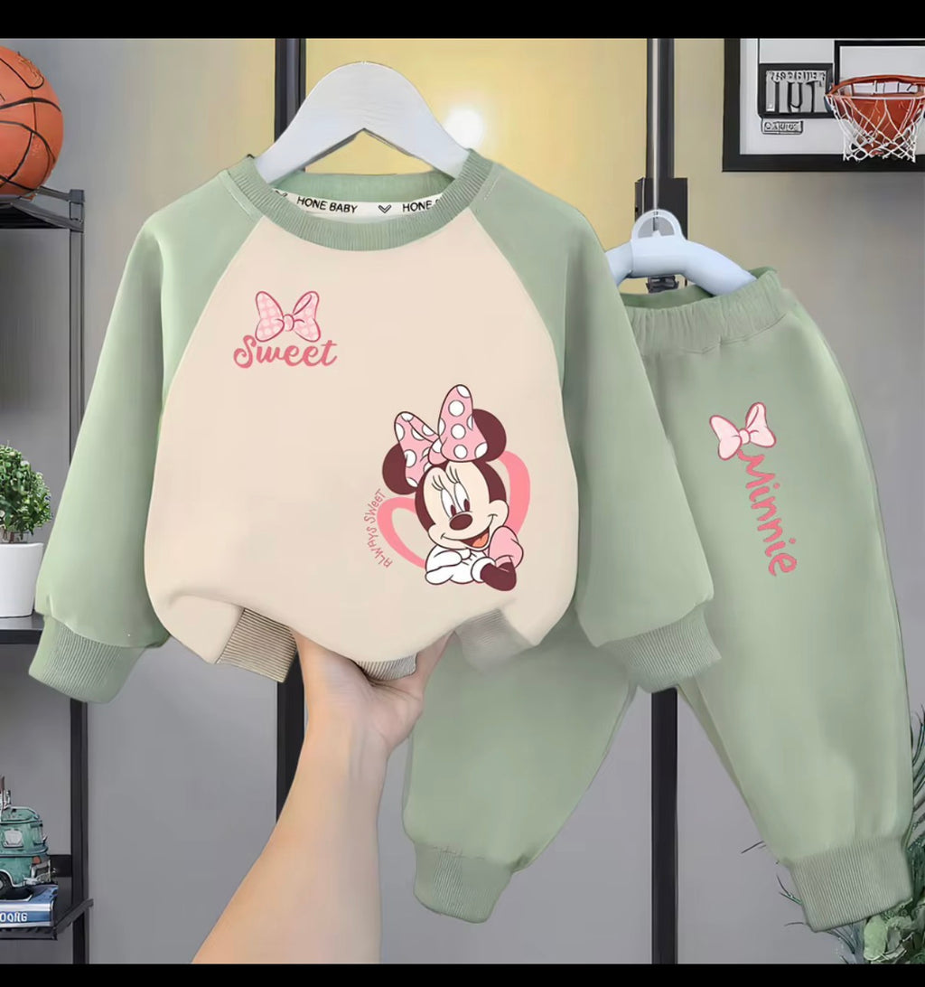Little Girls’ Minnie Mouse Sweatshirt & Joggers Set – Cute 2-Piece Outfit