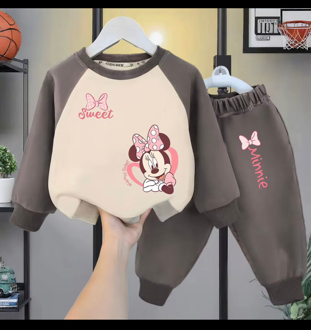 Little Girls’ Minnie Mouse Sweatshirt & Joggers Set – Cute 2-Piece Outfit