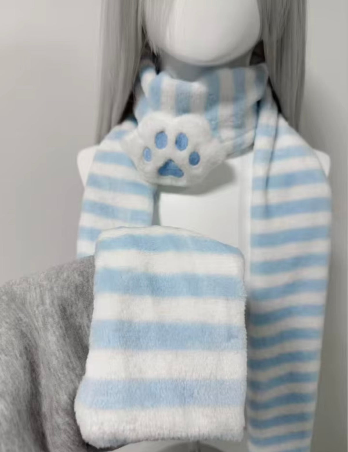Kawaii Cat Paw Striped Knitted Scarf – Cute Y2K Soft Winter Neck Warmer